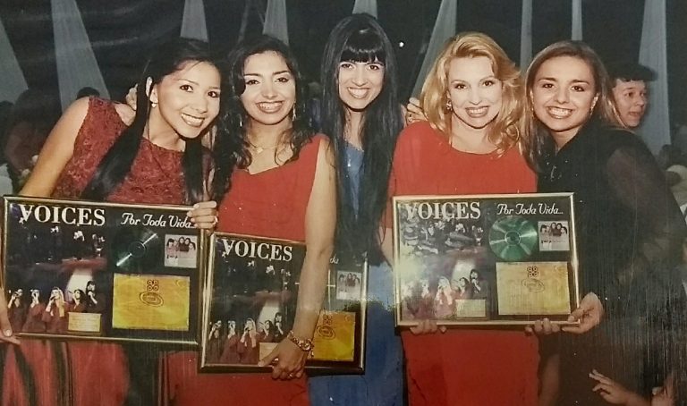 2001 - Disco de Ouro Voices