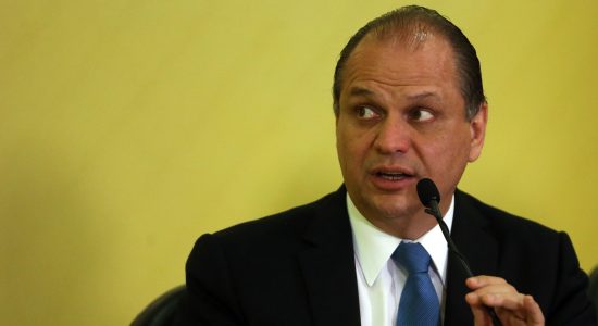 Ministro  da Saúde, Ricardo Barros afirmou que irá deixar o cargo para disputar as eleições