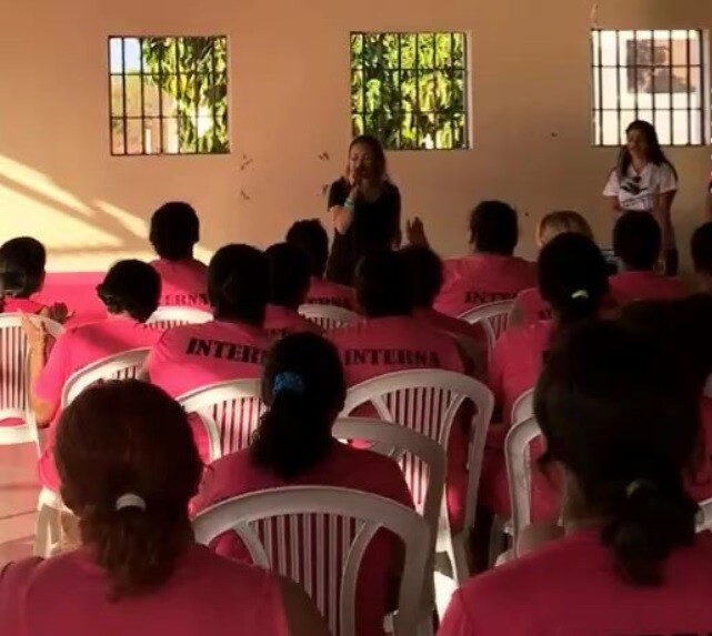 Bruna Karla visita presídio no Maranhão