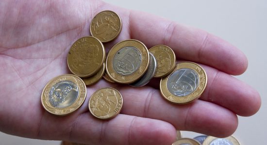 Governo propõe salário-mínimo de R$ 1.006 em 2019