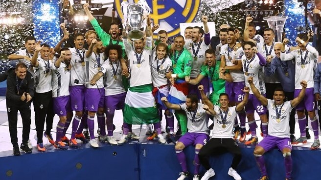 Jogadores do Real festejam título da Liga dos Campeões