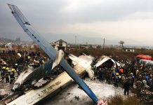 Avião cai no Nepal