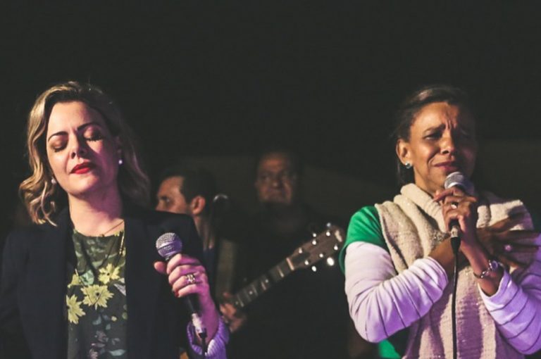 Ana Paula Valadão e pastora Ezenete Rodrigues