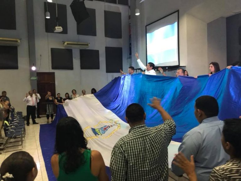Igrejas da Nicarágua têm visto em Deus a solução para os problemas enfrentados no país