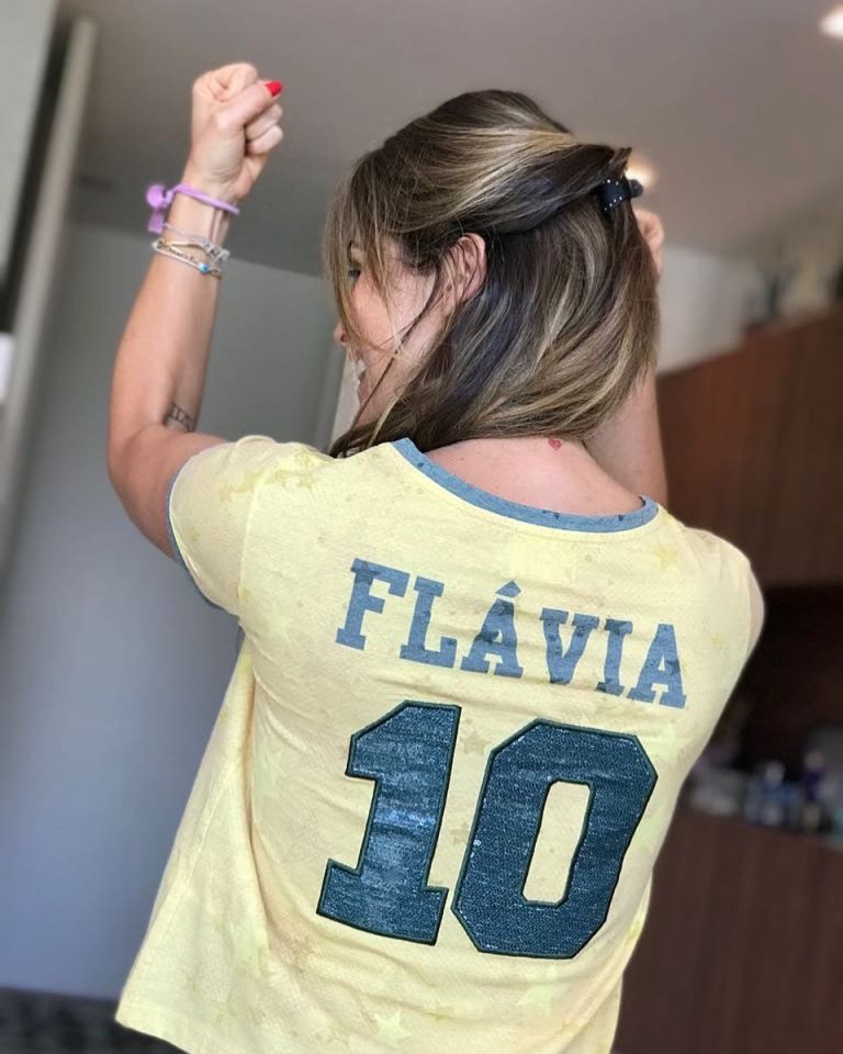 A atriz Flávia Alessandra