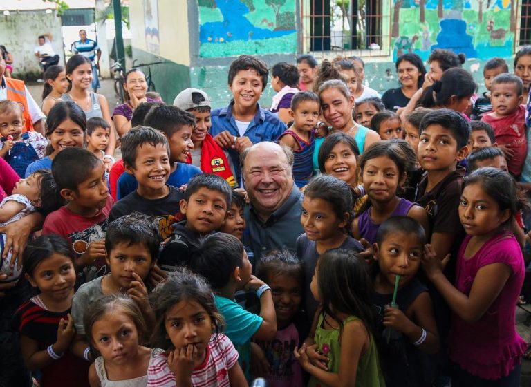 Ministério Mercy Chefs prestando serviço voluntário na Guatemala