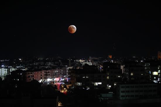 Lua de Sangue vista na Síria