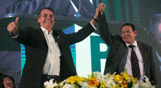O presidenciável Jair Bolsonaro e o general Mourão