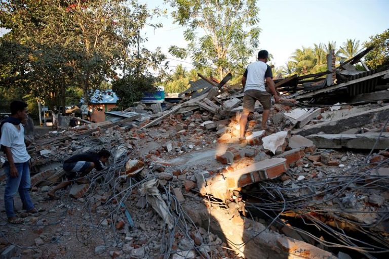 Ilha de Lombok foi atingida por dois terremotos em uma semana