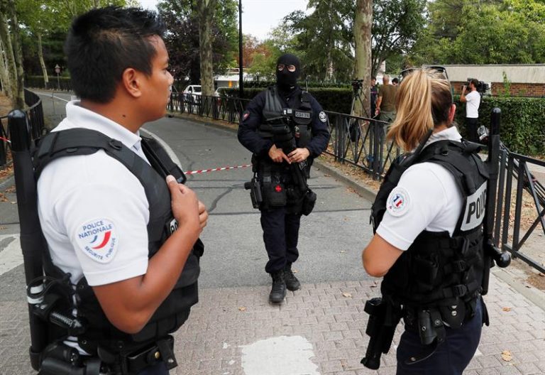 Ataque em cidade da França deixou mortos e feridos