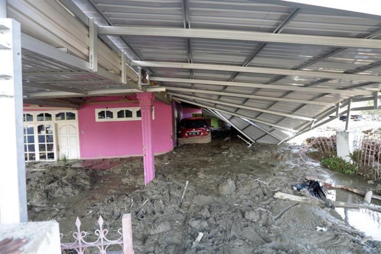 Terremoto na Indonésia fez mais de 1,4 mil vítimas