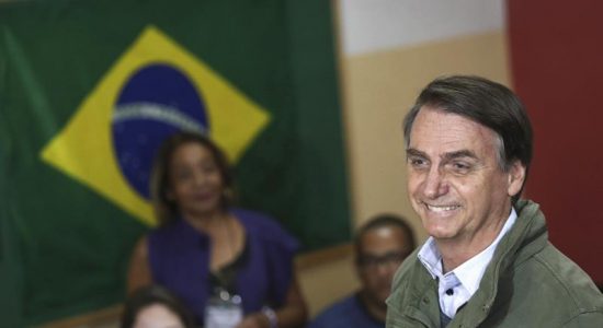Bolsonaro vota no segundo turno