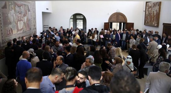 Museu Nacional de Damasco exibiu parte de seu acervo durante reabertura para visitantes