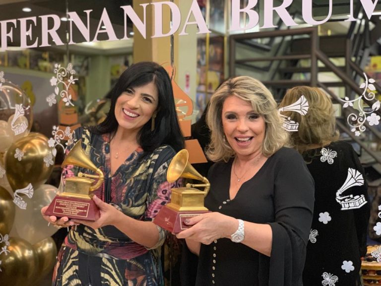 Fernanda Brum é recebida com festa na MK pela vitória no Grammy Latino
