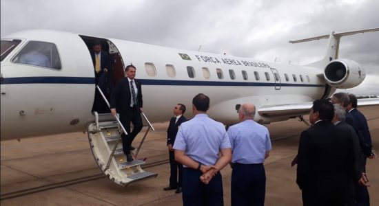 Bolsonaro chega a Brasília