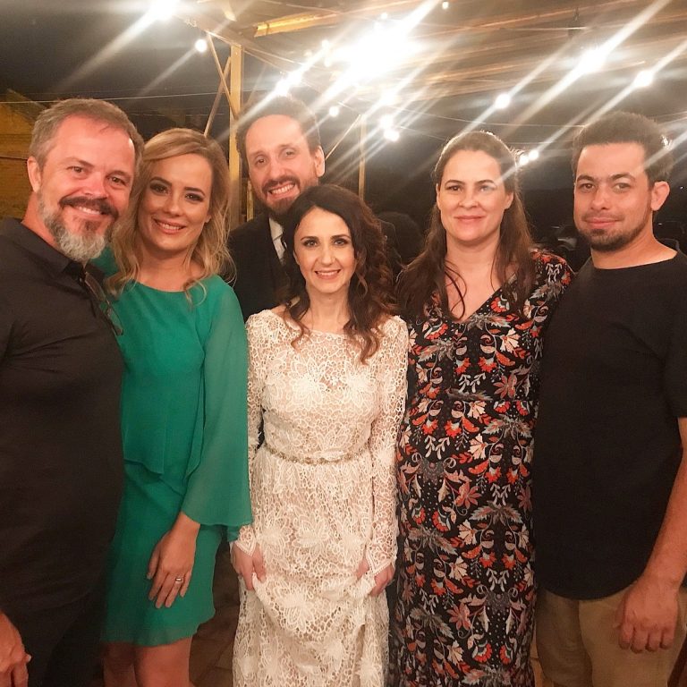 Leonardo Gonçalves casou com Glauce Cunha, apresentadora do programa Caixa de Música, da TV Novo Tempo