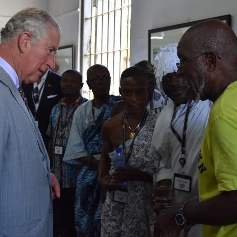 Príncipe Charles e Camilla fazem viagem oficial pela África Ocidental