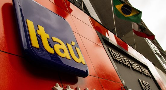 Usuários denunciaram problemas com suas contas no Itaú