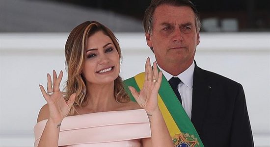 Michelle Bolsonaro faz discurso de agradecimento em libras