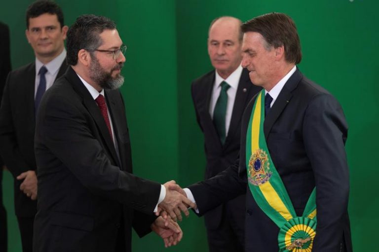 Jair Bolsonaro e Ernesto Araújo