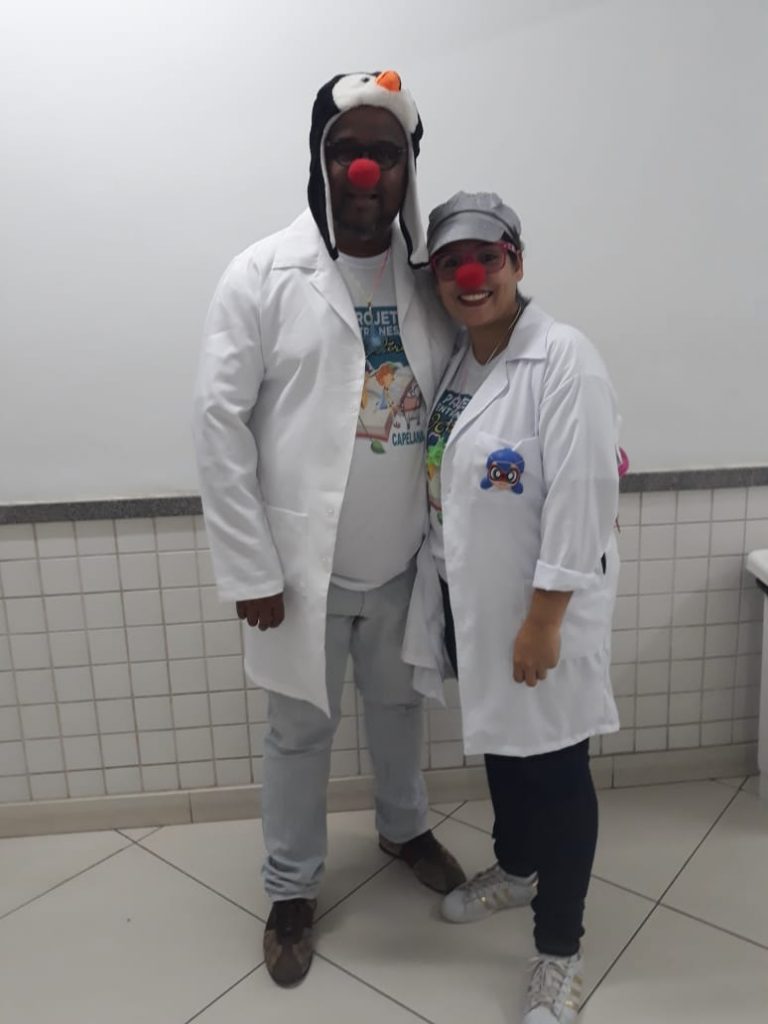 Gilberto e Raphaella Vogel participaram de projeto social em hospital