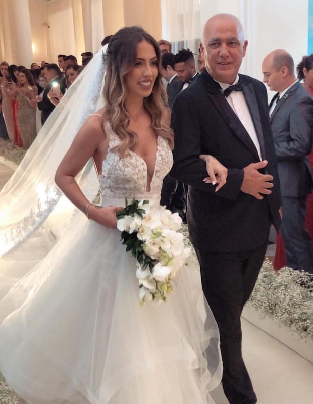 Saulo Pôncio e Gabriela Brandt se casaram no Copacabana Palace