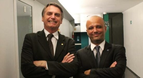 Presidente Jair Bolsonaro e o deputado Major Vitor Hugo