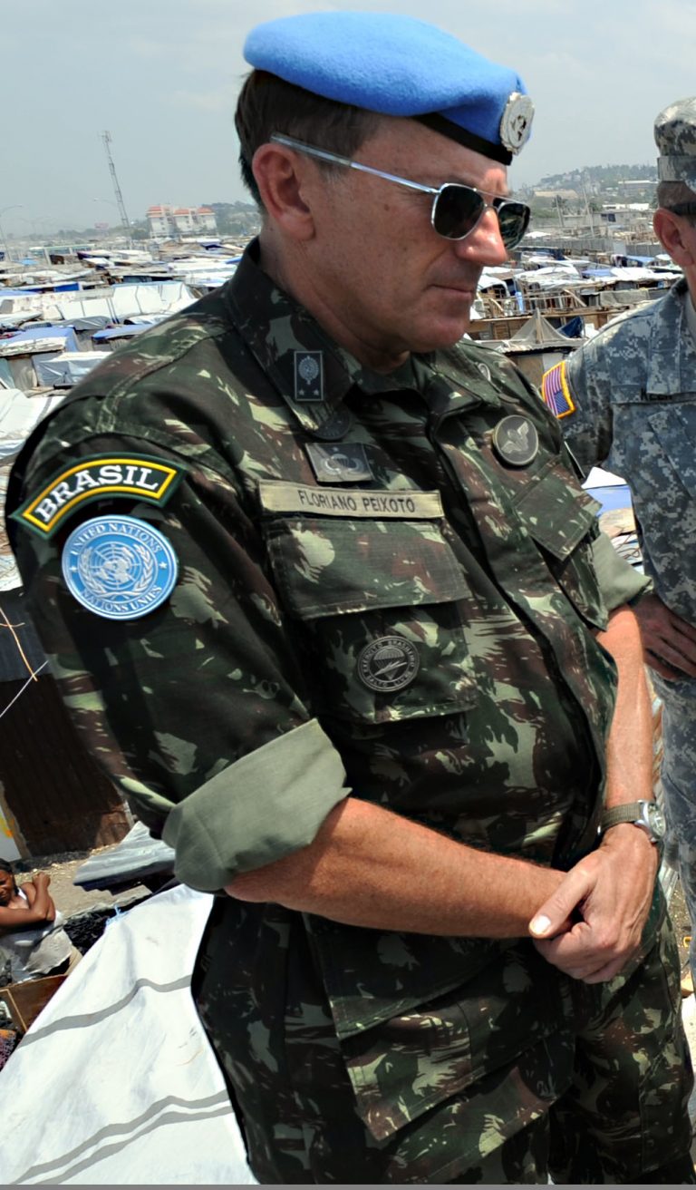 O general Floriano Peixoto atuou na missão no Haiti