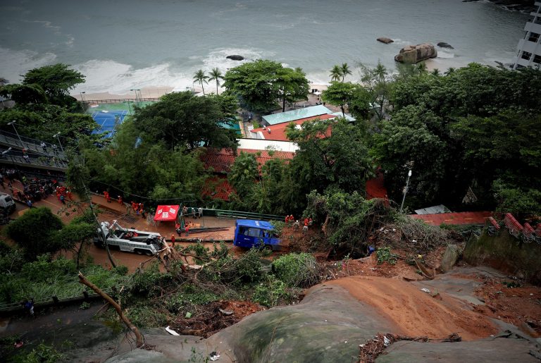 Temporal e ventos fortes atingiram o Rio de Janeiro