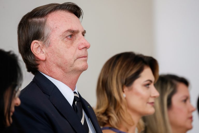 Bolsonaro e Michelle participam de cerimônia pelo Dia Internacional da Mulher