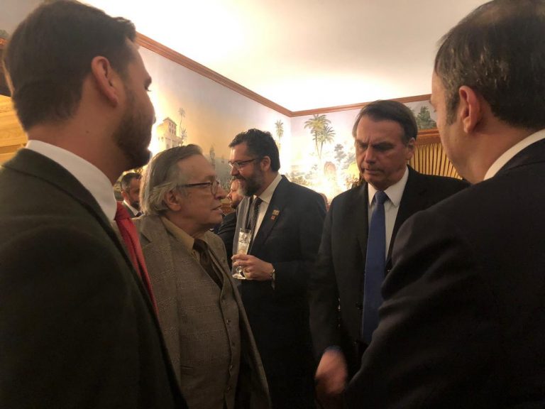 Jantar com autoridades aconteceu na casa do embaixador do Brasil em Washington, Sérgio Amaral