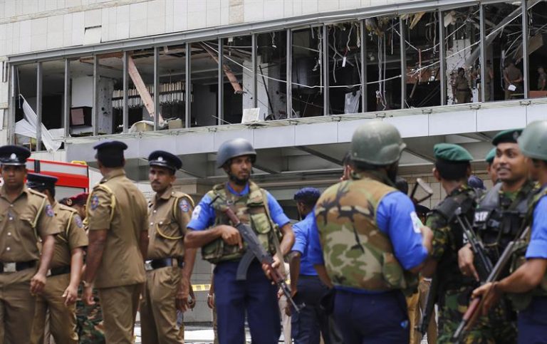 Explosões deixaram centenas de mortos no Sri Lanka