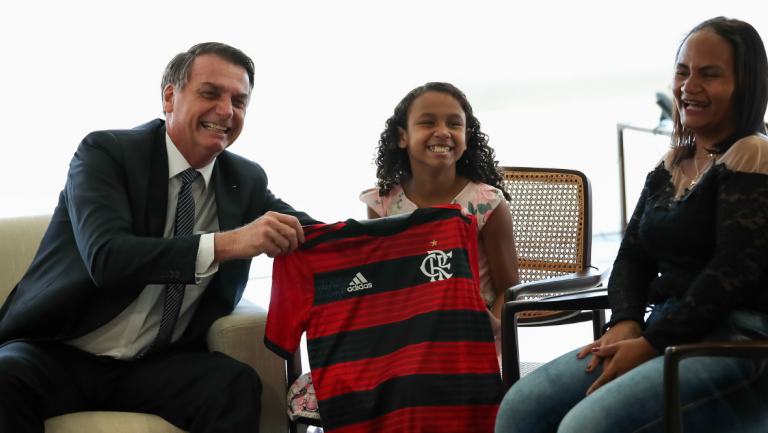 Bolsonaro foi visitado pela estudante Yasmin
