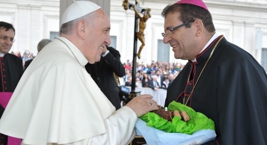 Papa Franciso e o bispo Vilson Dias de Oliveira