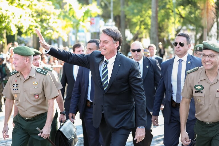 Chegada de Bolsonaro no Colégio Militar do Rio de Janeiro