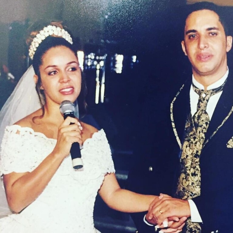 Waguinho e Fabíola Bastos celebram 16 anos de casados