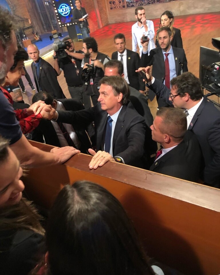 Bolsonaro vai ao SBT e grava entrevistas com Gentili e com Ratinho