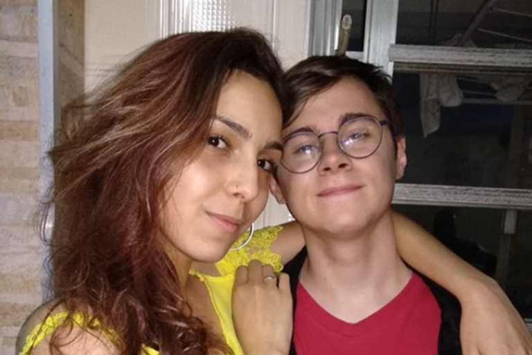 Rafael e namorada, Isabela Tibcherani, de 18 anos