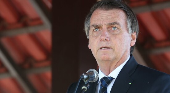 Presidente Jair Bolsonaro diz que partidos nunca pedem o ministério da Damares