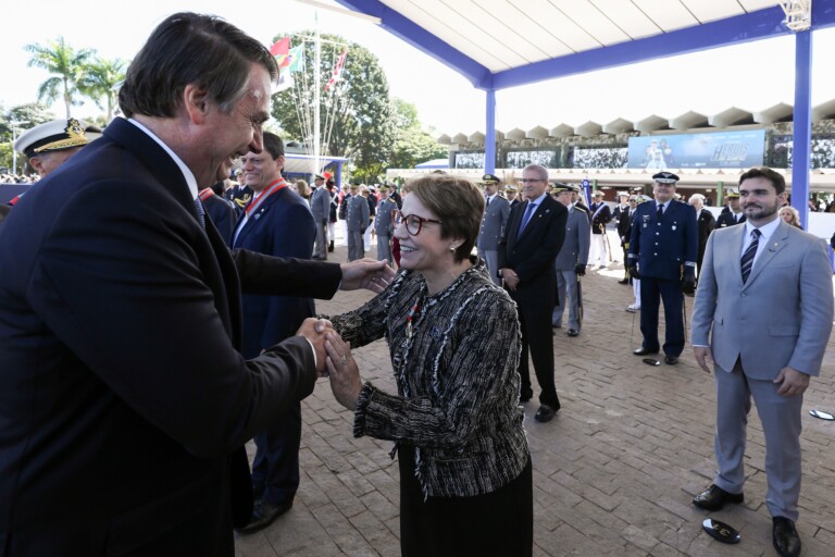 Bolsonaro e a ministra Tereza Cristina