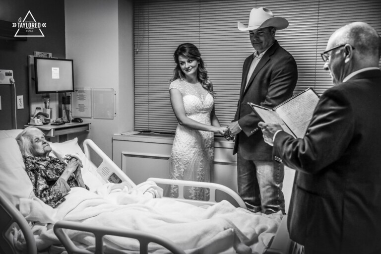 Casal trocou votos em hospital para a avó do noivo presenciar momento especial