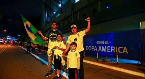 Brasil enfrentou a Bolívia na estreia da Copa América, no estádio do Morumbi, em São Paulo