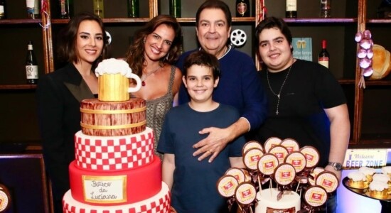 Fausto Silva e a família