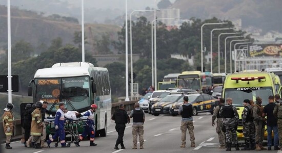 Sequestrador de ônibus na ponte Rio-Niterói foi morto