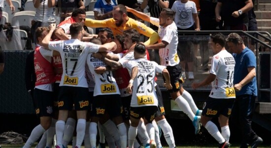 Corinthians derrotou o Vasco