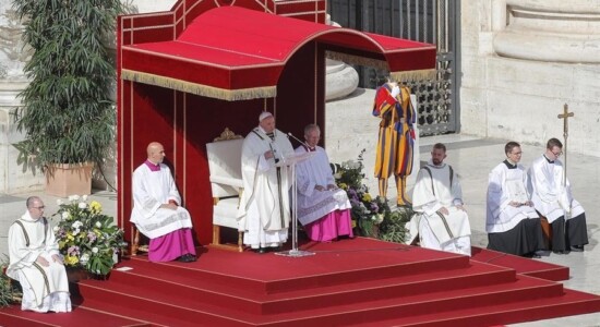 Papa Francisco durante cerimônia de canonização