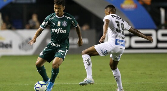 Santos vence o Palmeiras na Vila e assume a vice-liderança do Campeonato Brasileiro