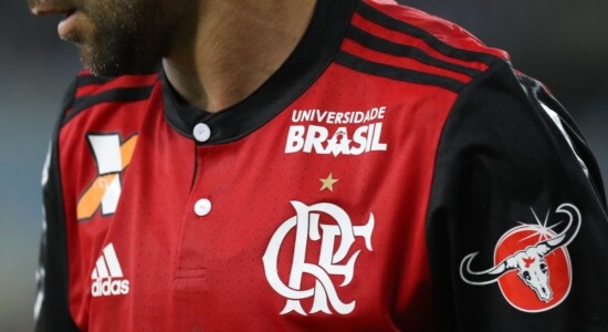 Flamengo é um dos patrocinados pela Universidade Brasil