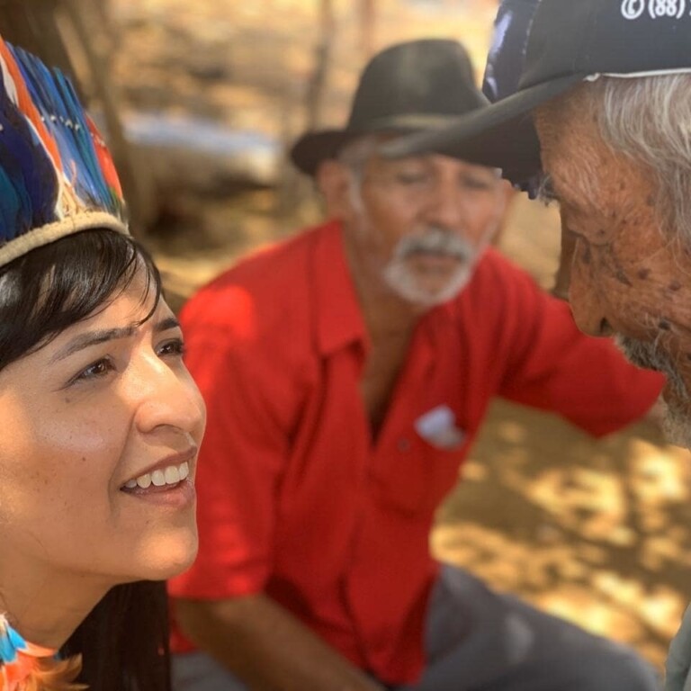 Sandra Terena visitou comunidade cigana na Paraíba