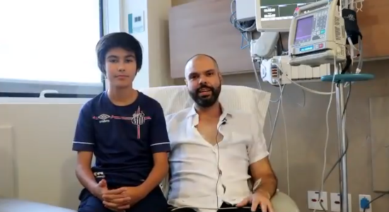 Covas grava vídeo com filho e diz que vencerá câncer sem deixar SP em 2º plano
